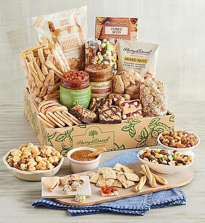 Harry & David® Grand Gift Box with Sweet and Salty Treats
